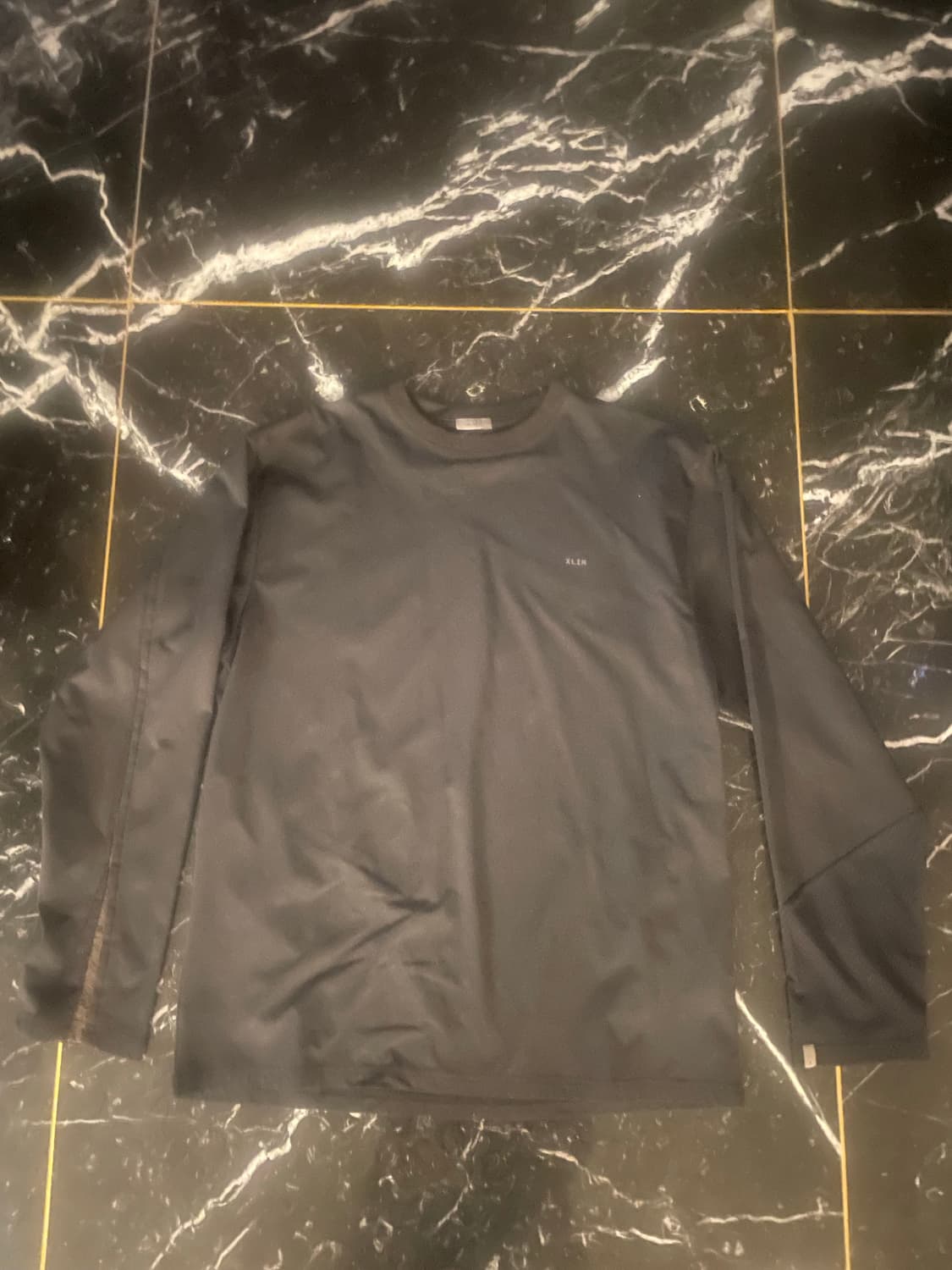 xlim longsleeve black size 3 상품이미지1
