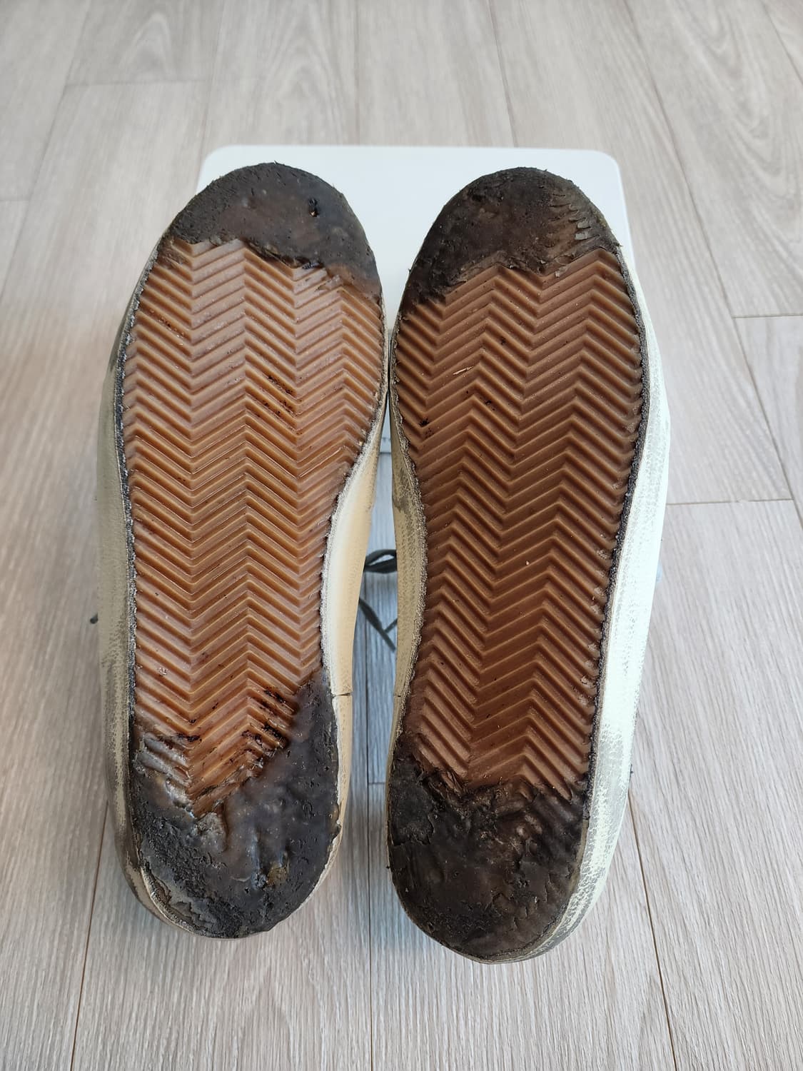 골든구스 슈퍼스타 스니커즈 정품 판매합니다  상품이미지4