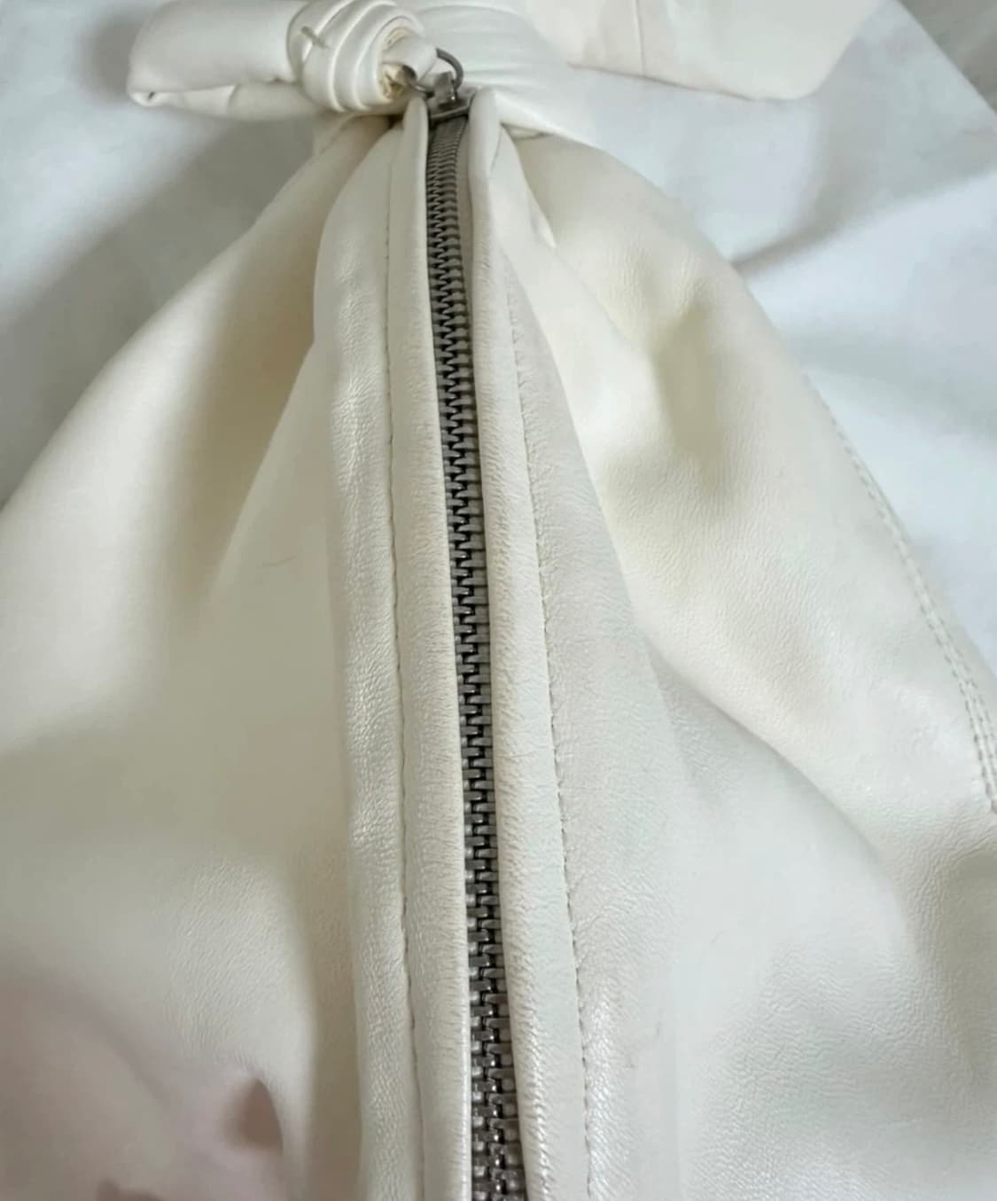 르메르 펄스 볼백 아이보리 상품이미지7