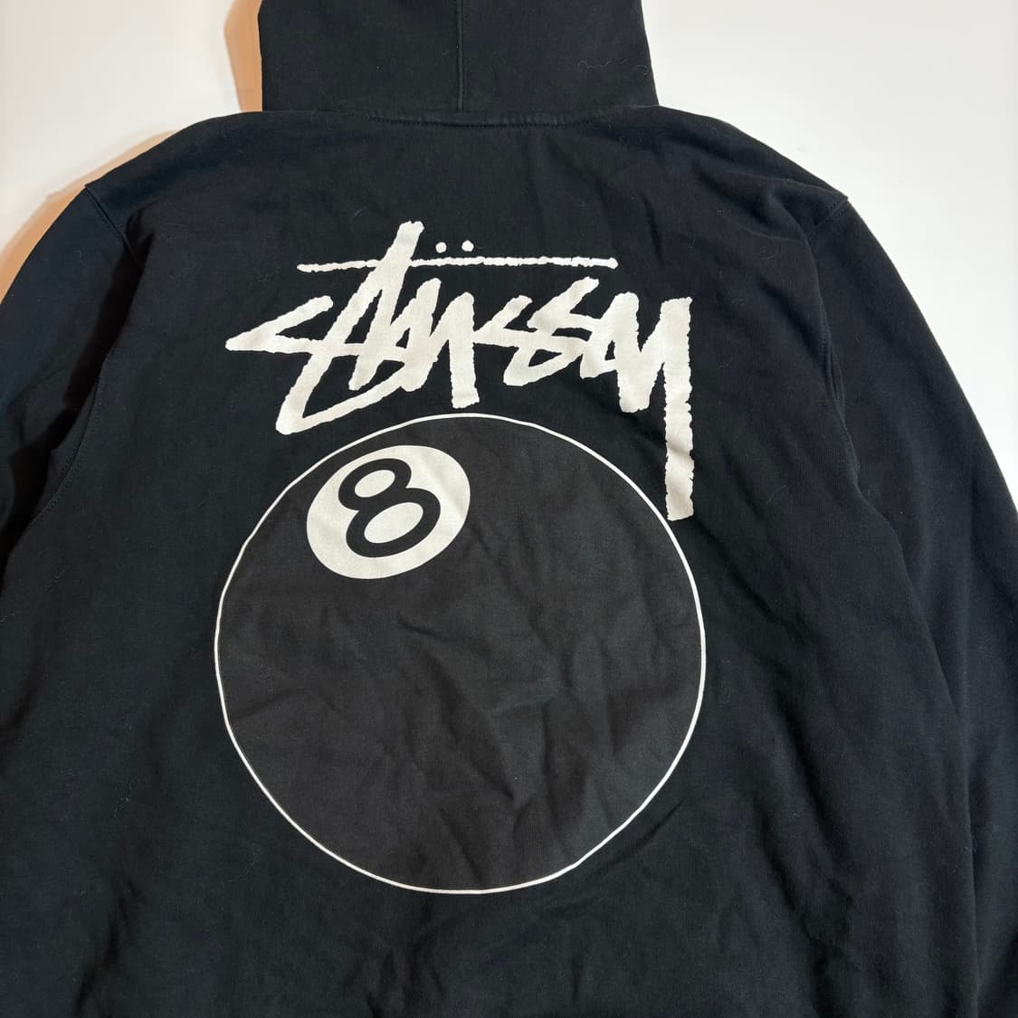 스투시 블랙 8볼 후드티 상품이미지5