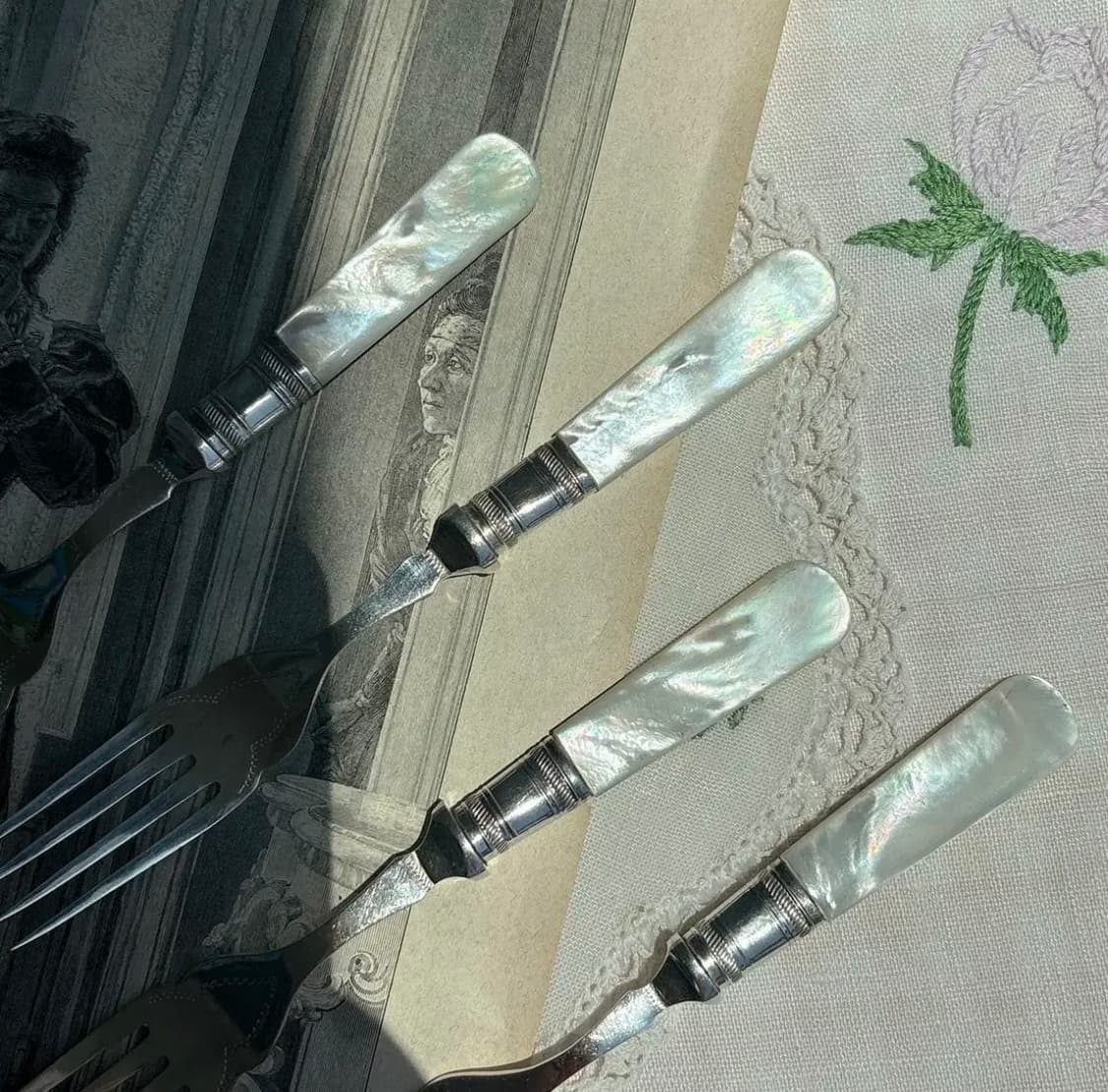 앤틱 실버플레이트 마더오브펄 자개 디저트포크 상품이미지2