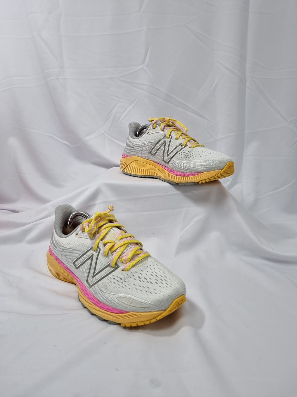 245 뉴발란스 프레쉬폼 x 860 v12 스니커즈 러닝화 상품이미지4