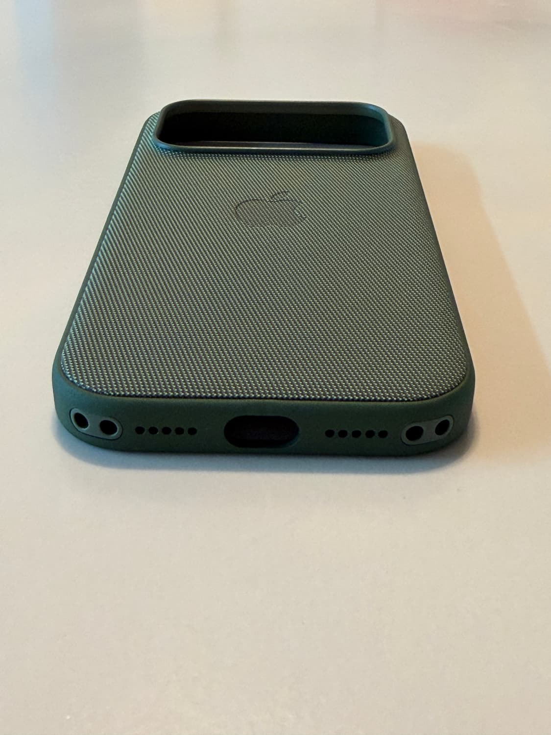 아이폰17프로 정품 테크우븐 케이스 그린 상품이미지3