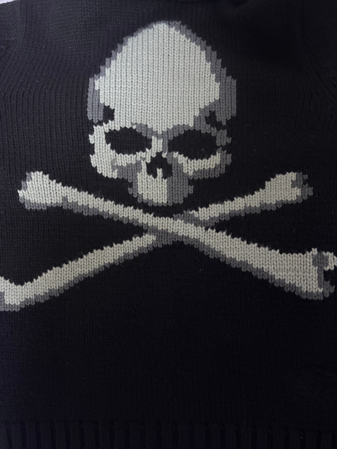 베이프 마스터마인드 니트 L 팝니다 상품이미지3