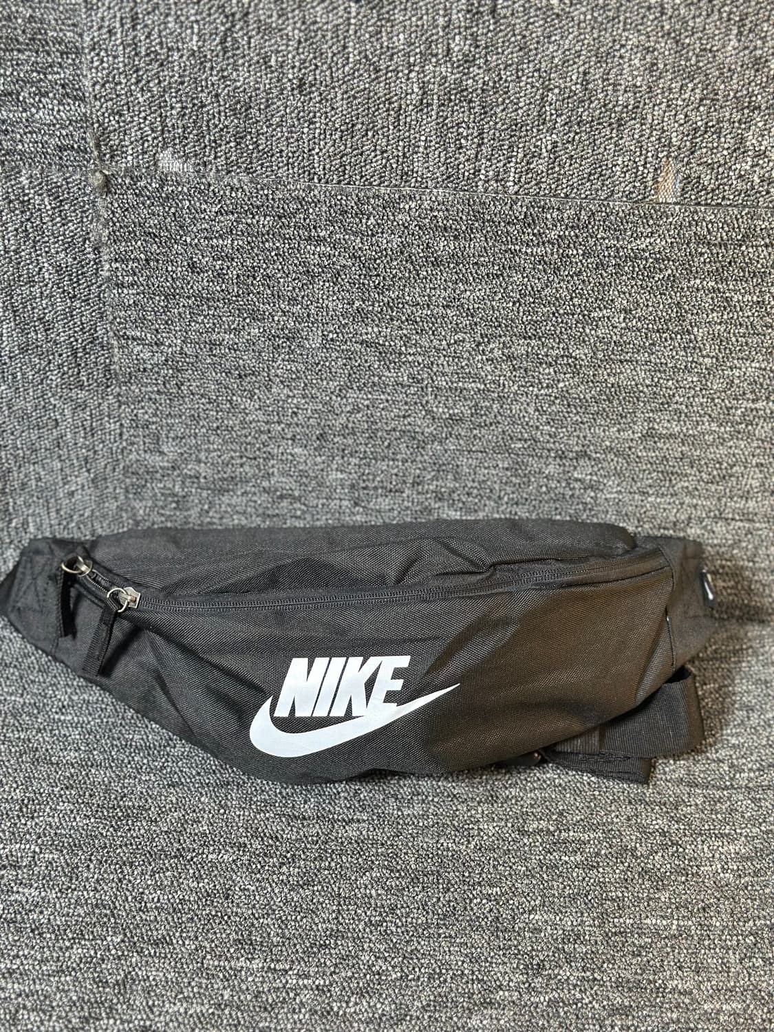나이키 블랙 힙색 상품이미지7