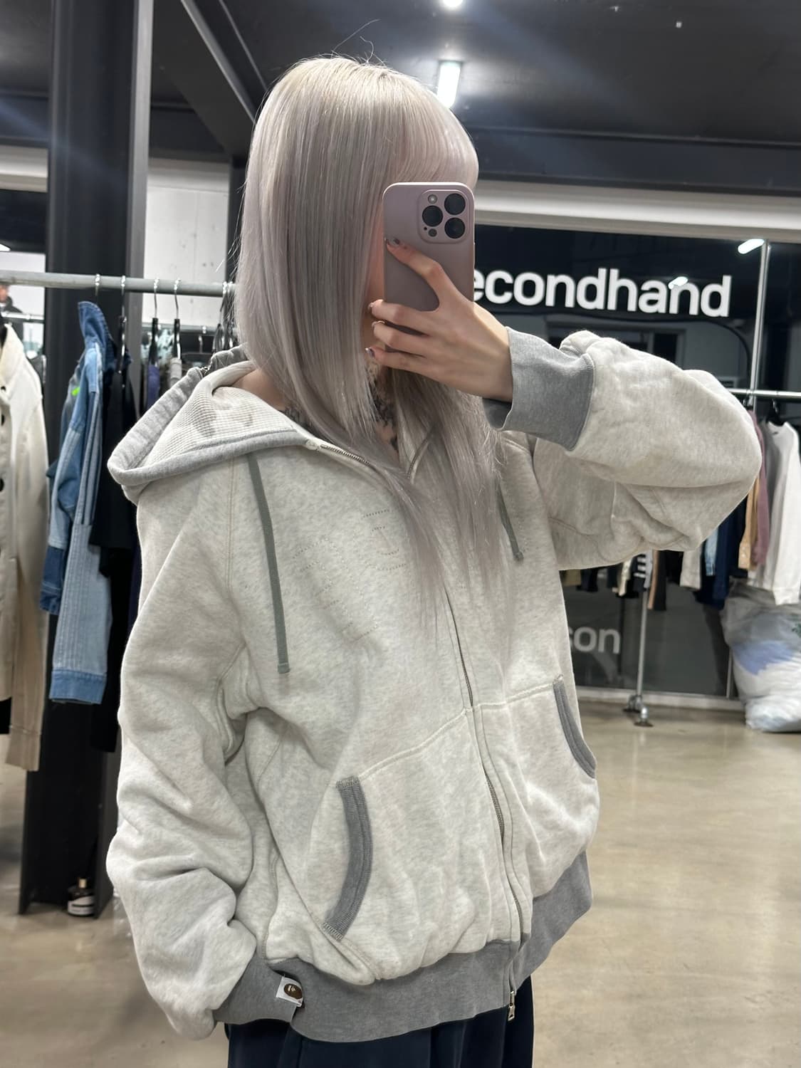 베이프 화이트 자수로고 카모 풀집업 상품이미지1