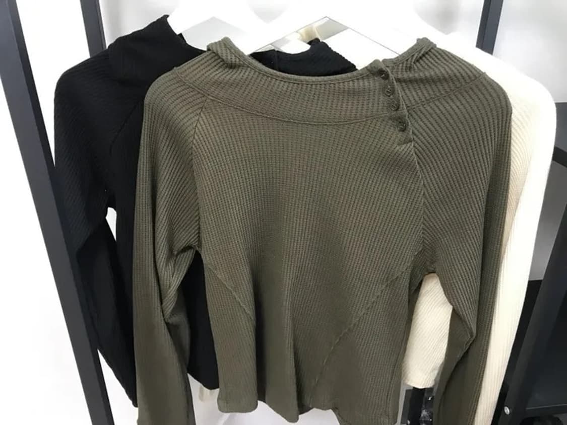 와플 후드 버튼티 상품이미지2