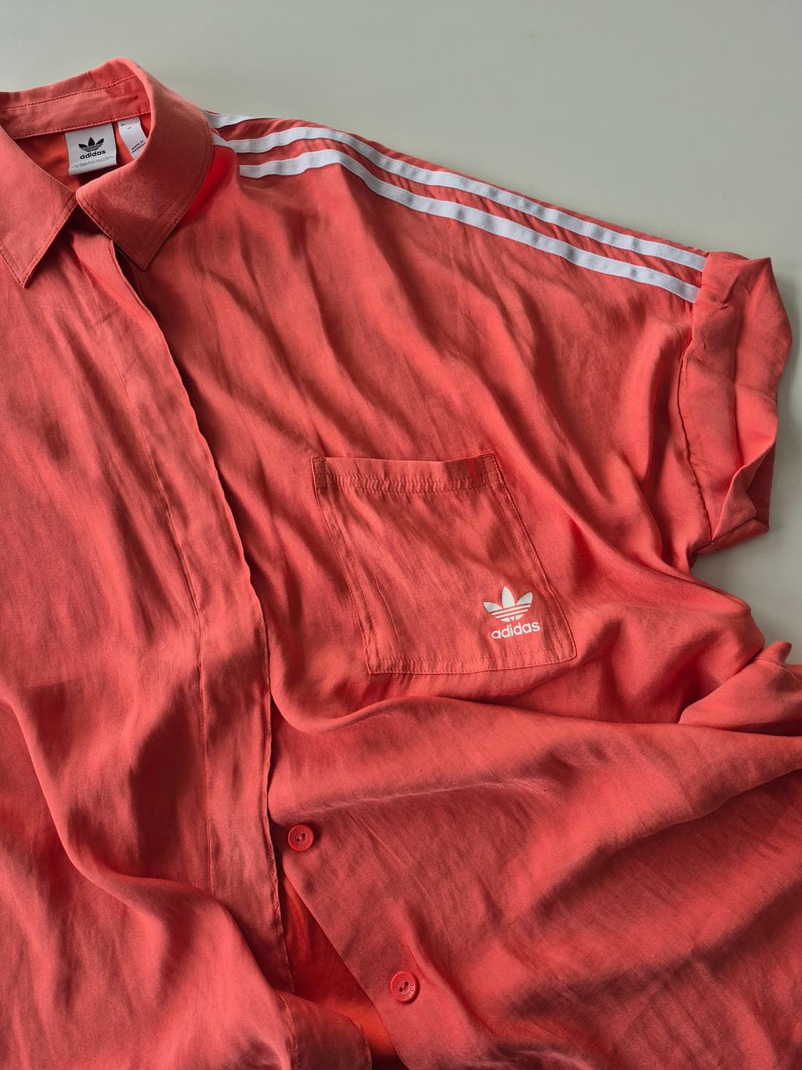 아디다스 오버핏  오렌지 반팔 셔츠 상품이미지4