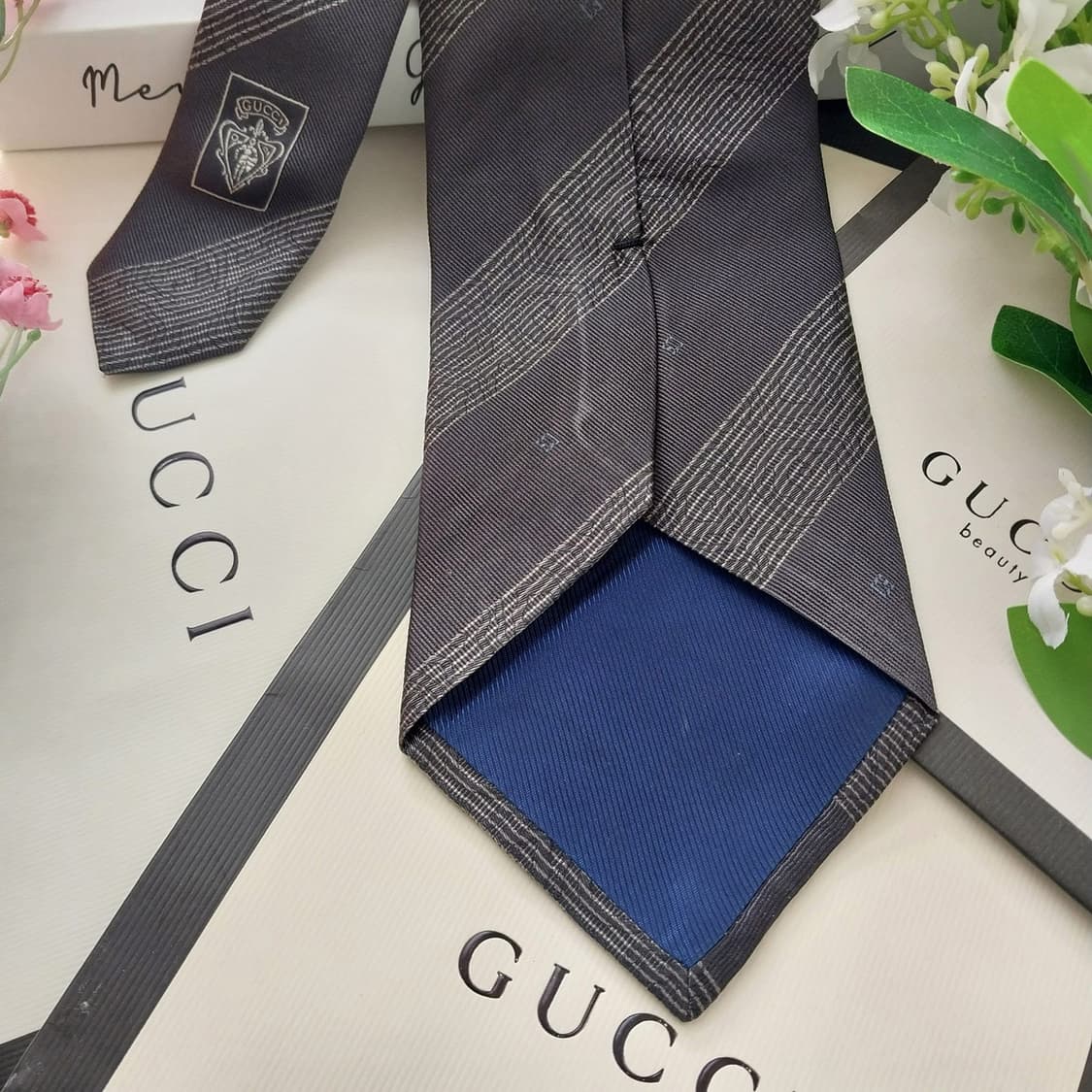 구찌 실크 그레이 로즈 자카드 넥타이 9.8cm A+~A등급 K1507
 상품이미지6