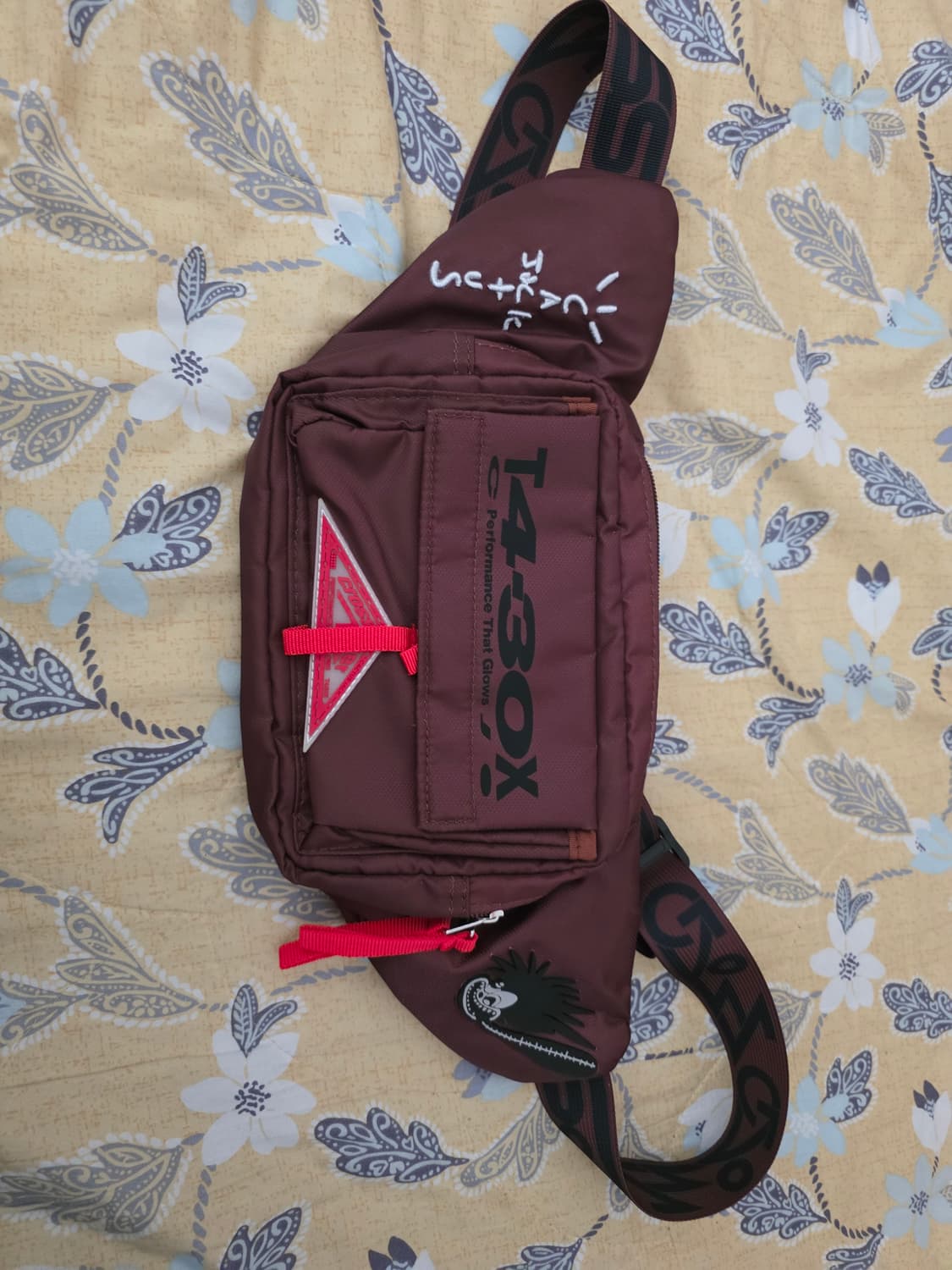 새상품 트래비스 스캇 캑터스잭 크로스백 웨이스트백 상품이미지1