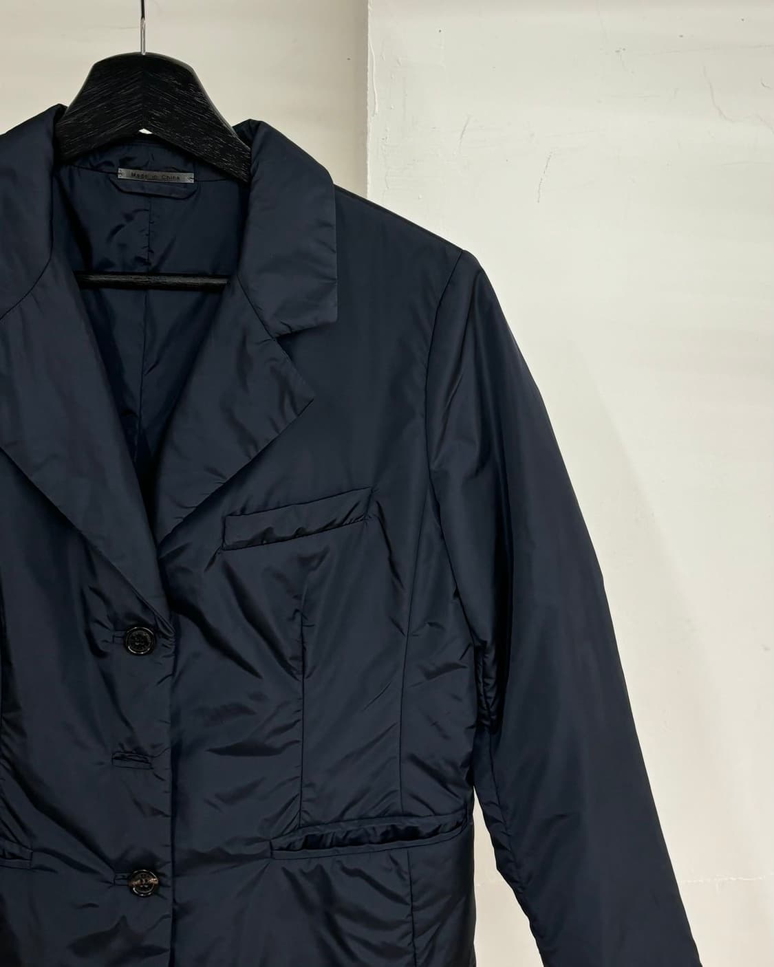 프라다 네이비 경량 패디드 블레이저 자켓 상품이미지4