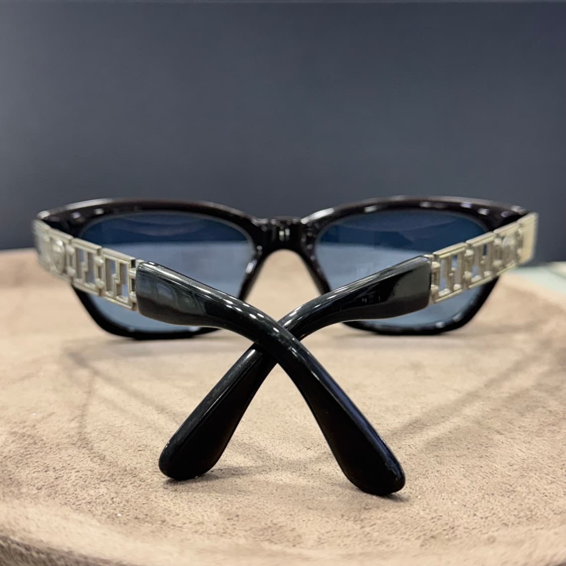 [빈티지/정품] 지아니 베르사체 mod.467 메두사 틴트 선글라스 상품이미지2