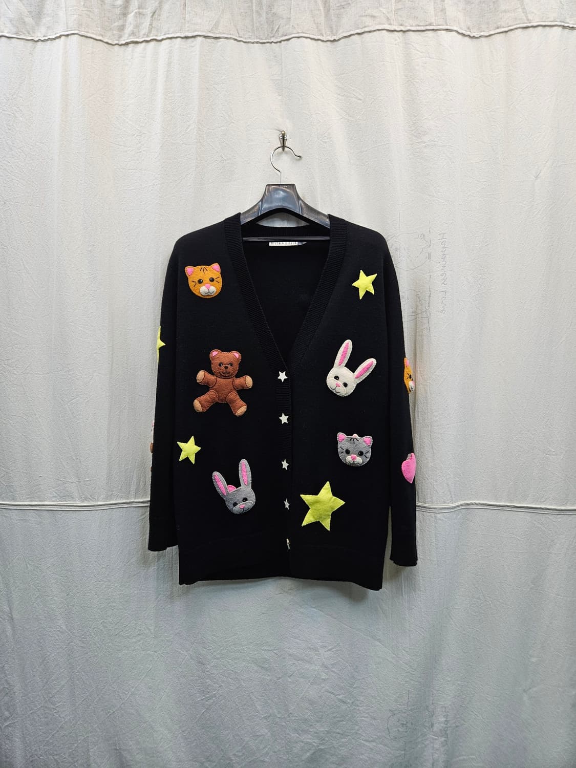Alice + Olivia 블랙 자수 포인트 가디건 221. 상품이미지1