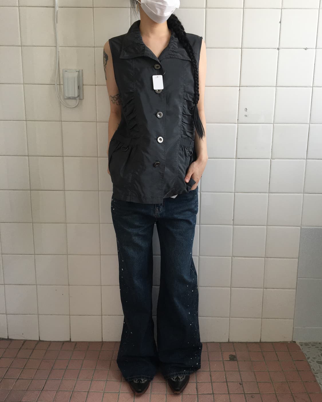 Shirring point glossy vest 상품이미지1