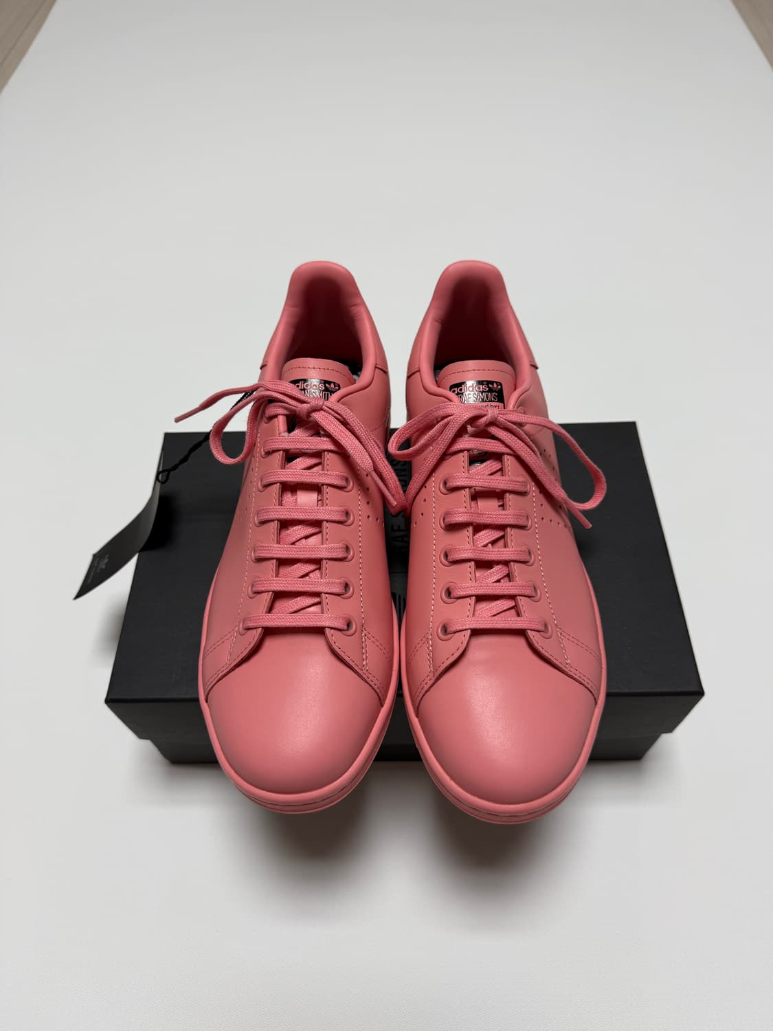 [새상품] 라프시몬스 아디다스 스탠스미스 핑크 275 상품이미지7