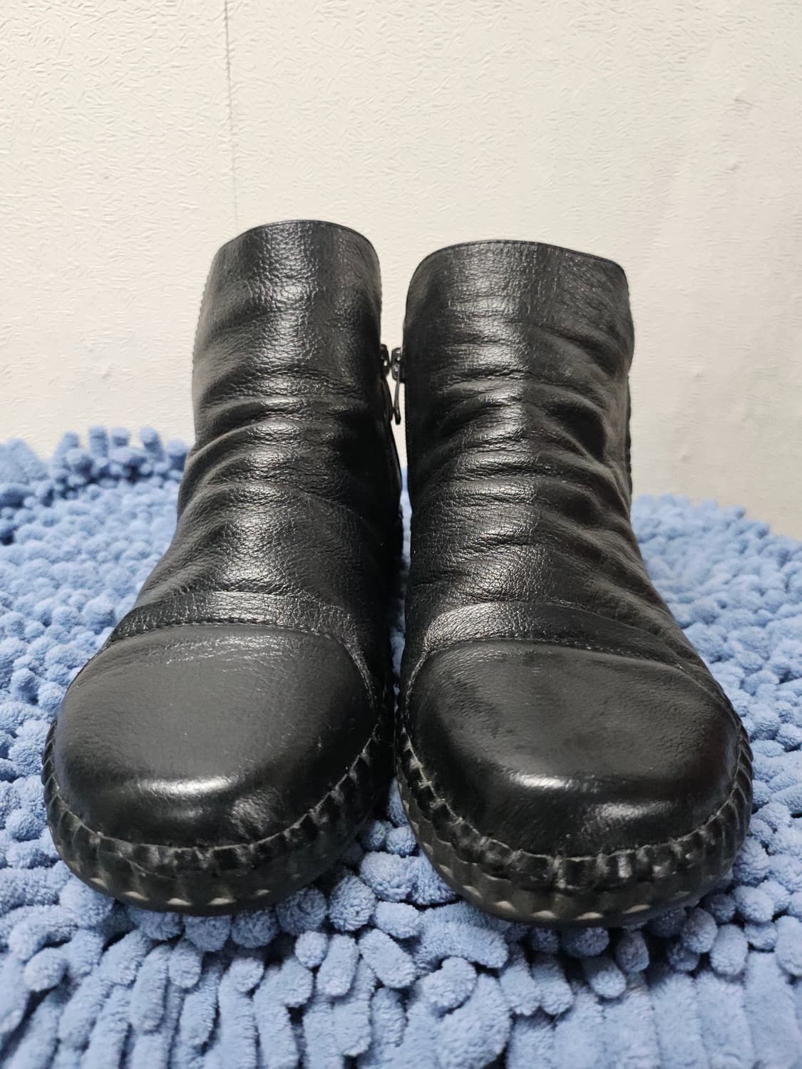 블랙 가죽 앵클 부츠 스타일 여성화  235 상품이미지2