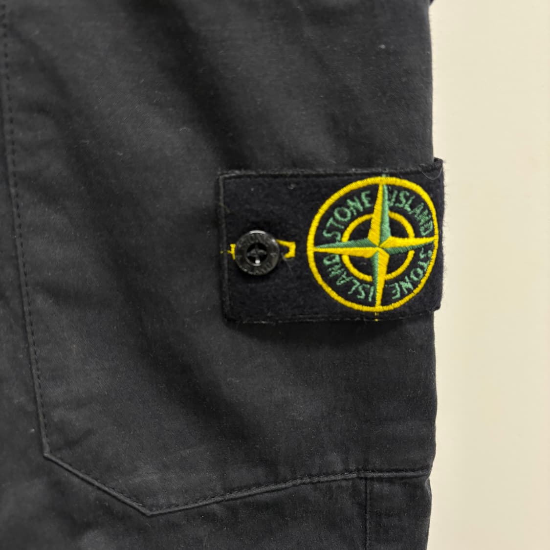 [34]스톤아일랜드 와펜패치 조거팬츠 상품이미지2