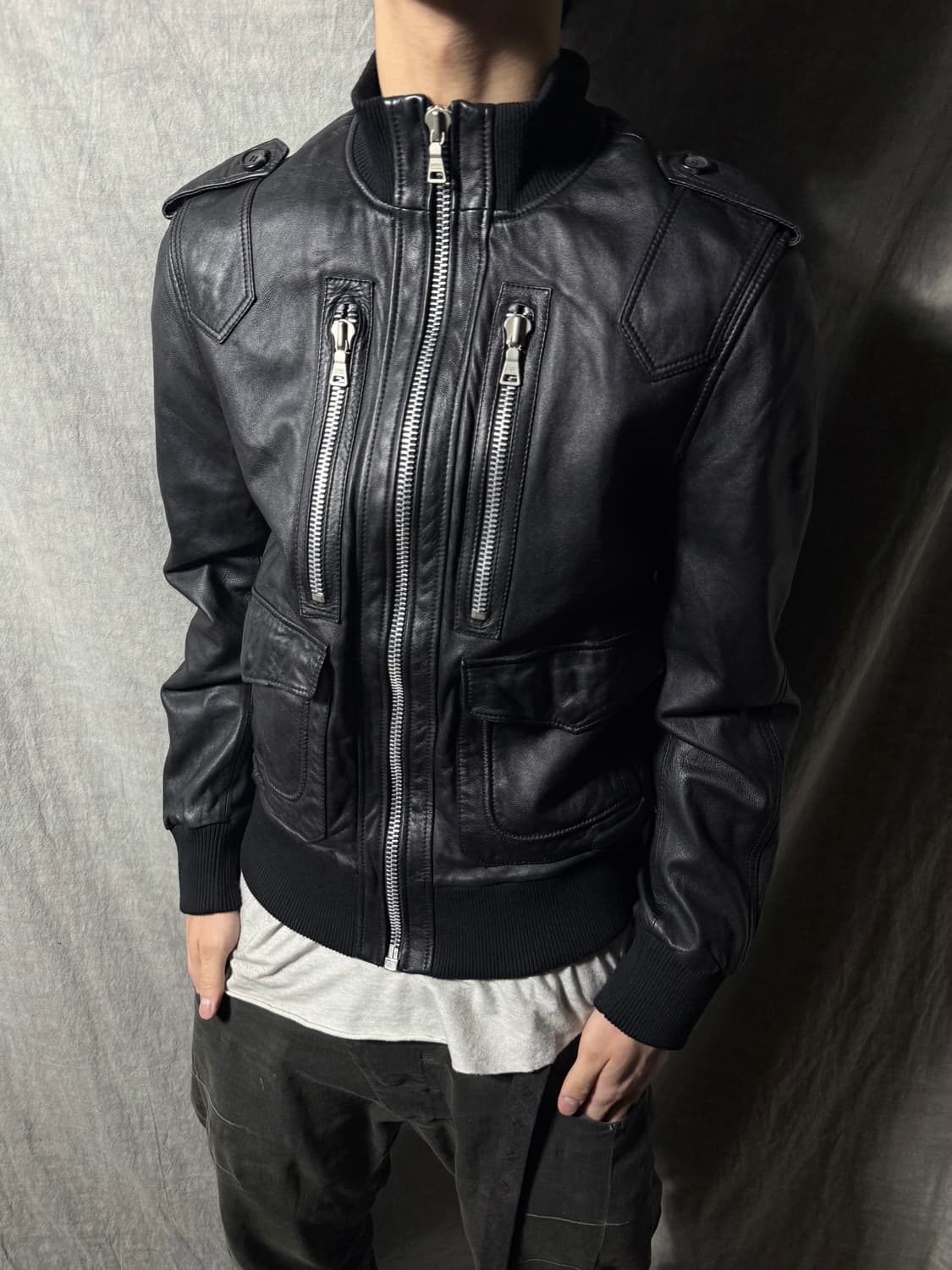 Dressed To Kill Leather Bomber Jacket   상품이미지1