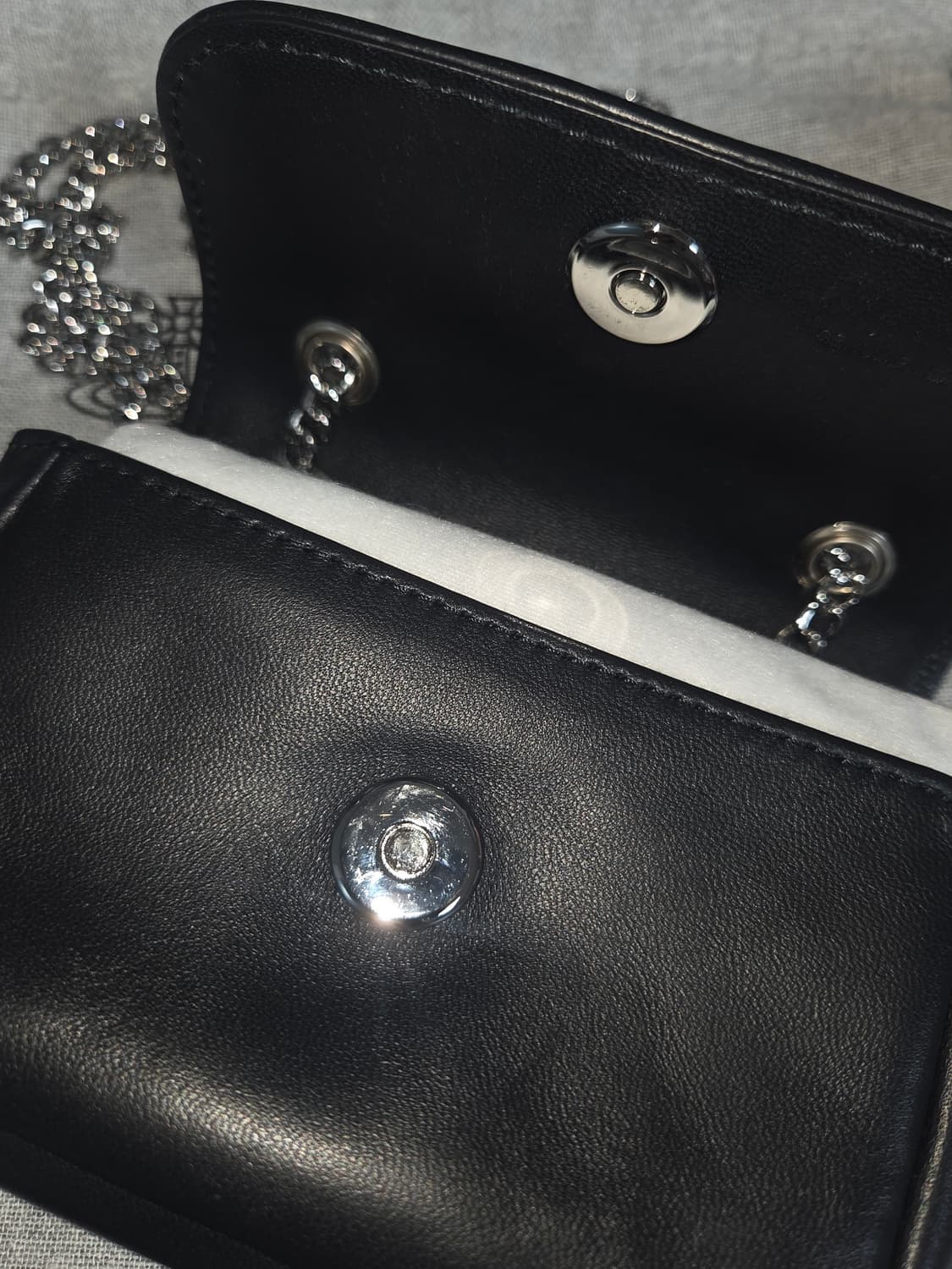 비비안웨스트우드 나파 스몰 체인백 상품이미지2