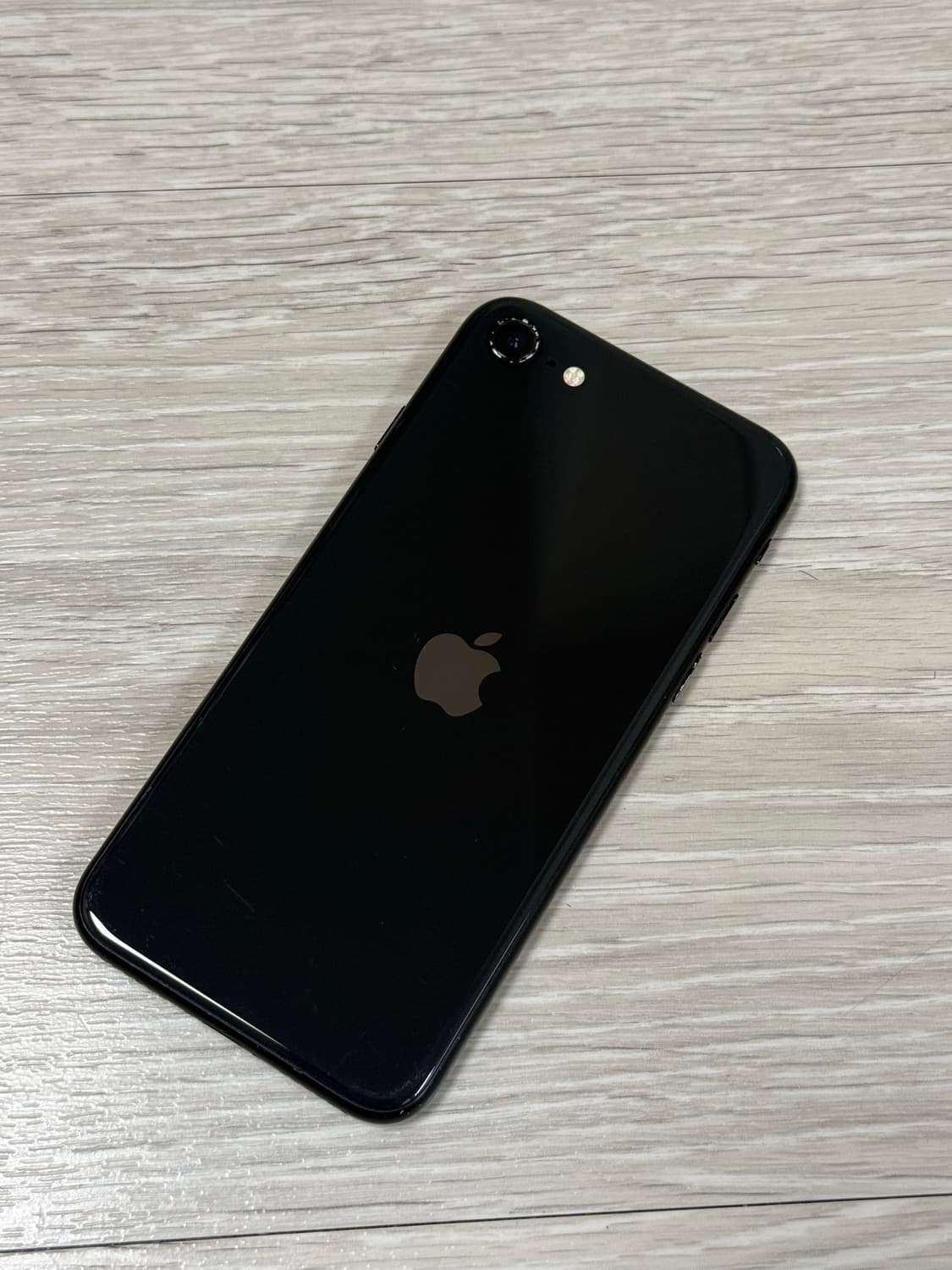 아이폰 SE2 64GB 상품이미지1