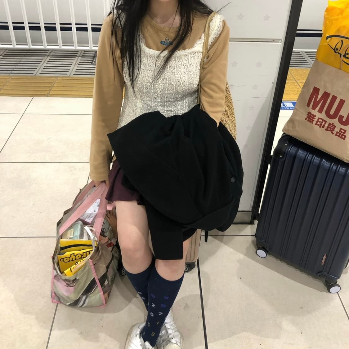 비비안웨스트우드 긴팔티셔츠 상품이미지1