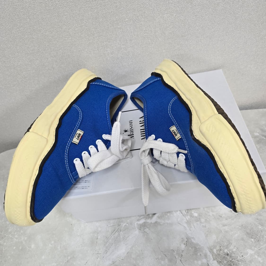 메종 미하라야스히로 베이커 스니커즈 신발 블루 43사이즈 판매 상품이미지4