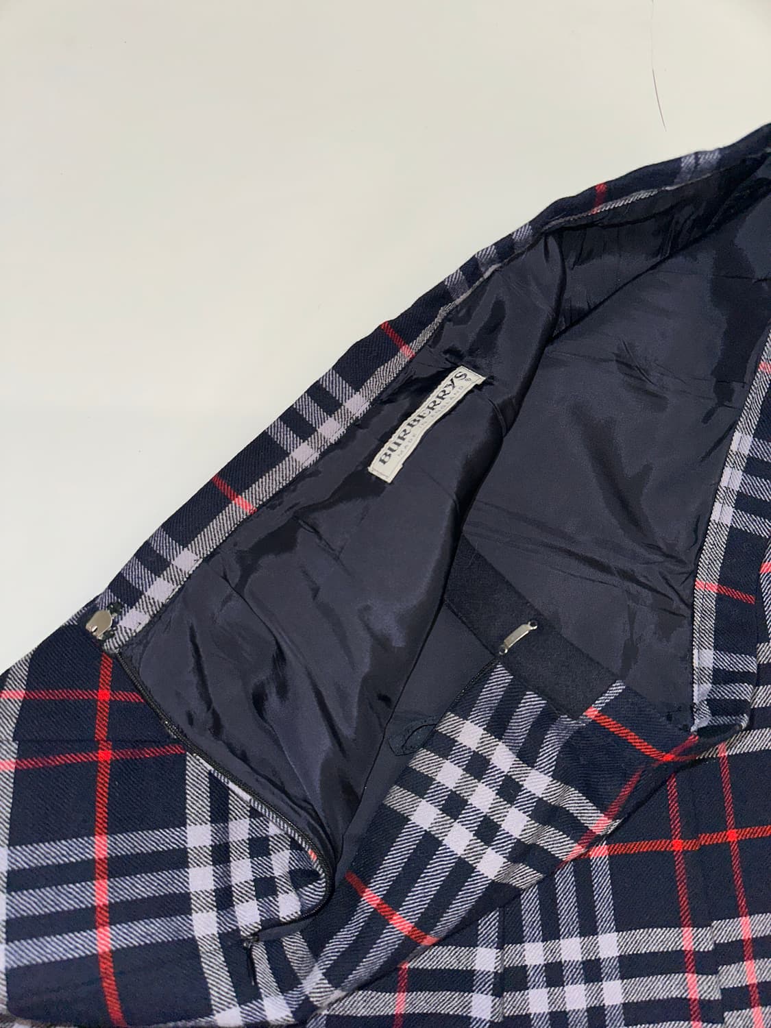 버버리 잉글랜드 울 플리츠 스커트  상품이미지4