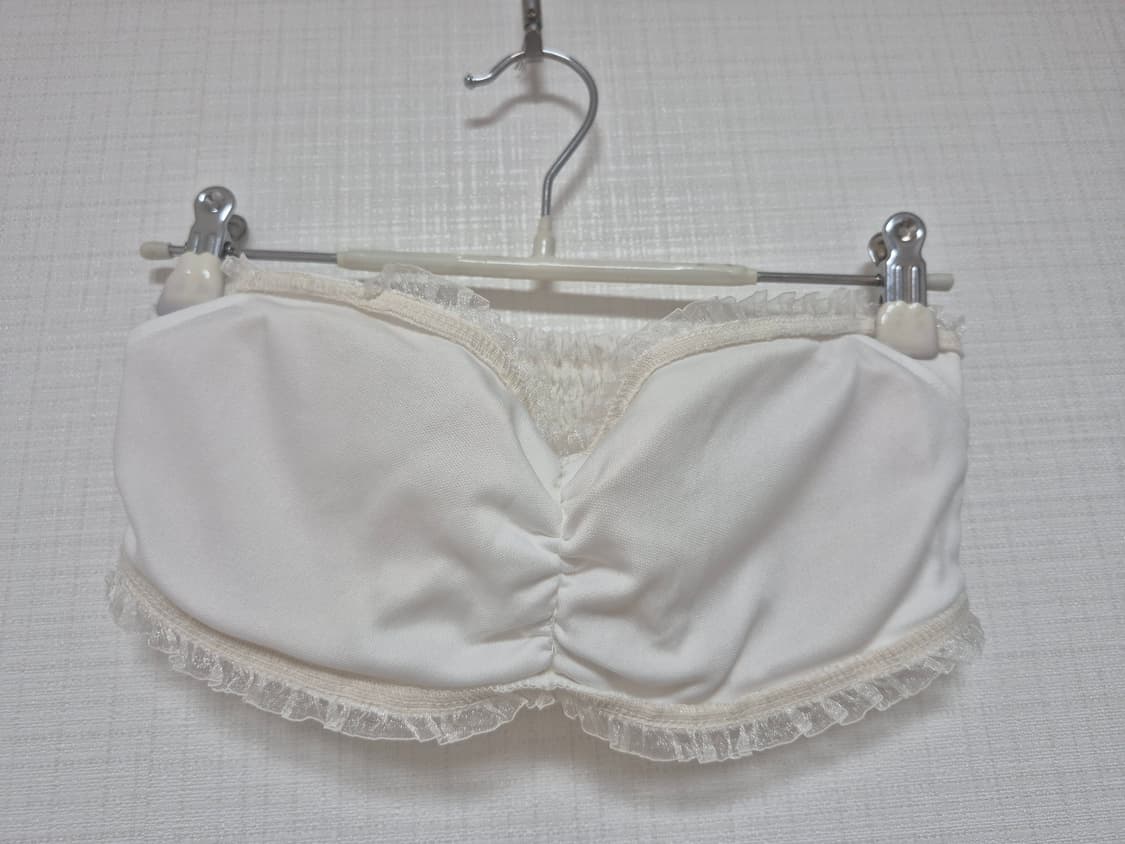 리즈리사 샘플 오프화이트 브라탑 상품이미지4