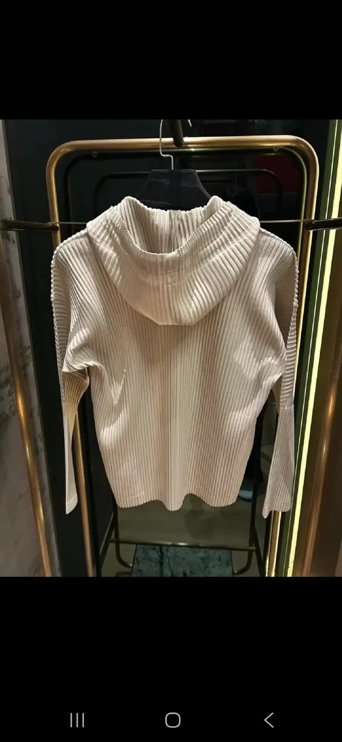 이세이미야케 옴므플리세 후드집업 아이보리 2사이즈 상품이미지4