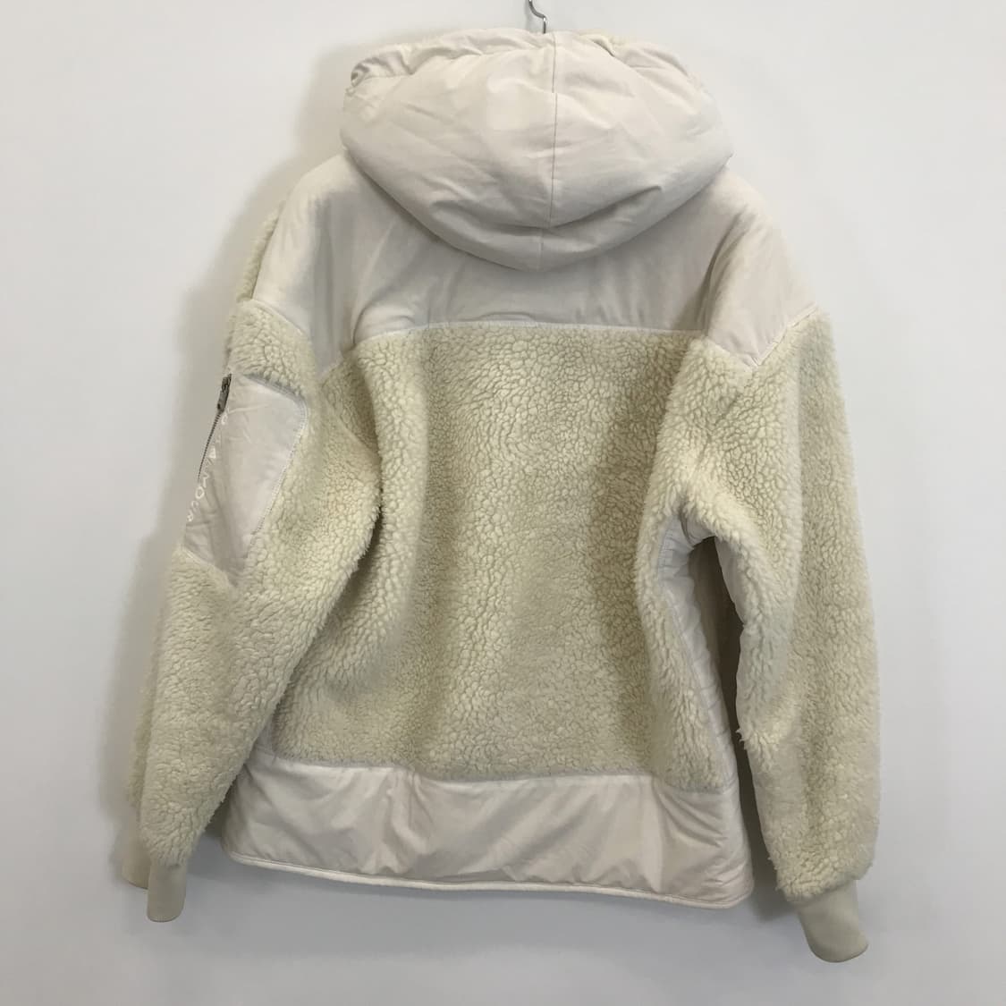 언더아머 북극곰 플리스 점퍼 [L사이즈] 상품이미지4