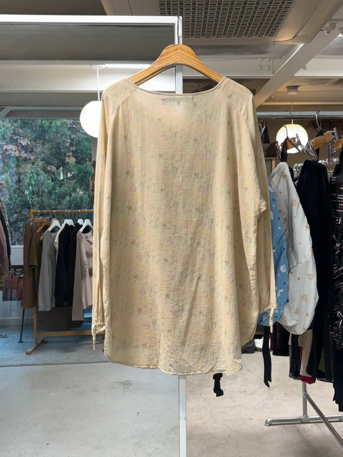 언스퀴키 비대칭 블라우스  상품이미지4