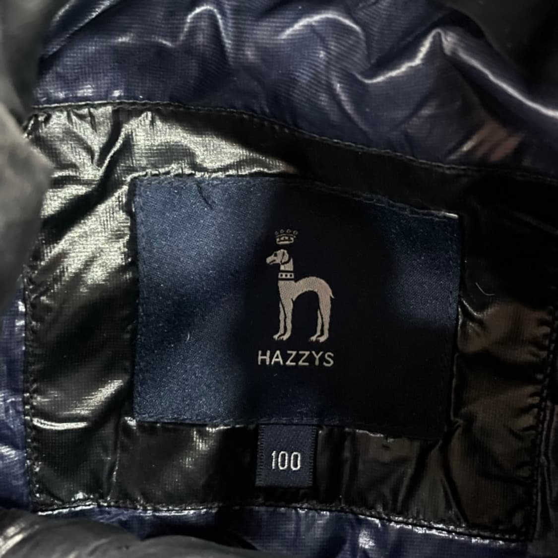 100 헤지스 유광 패딩 상품이미지3