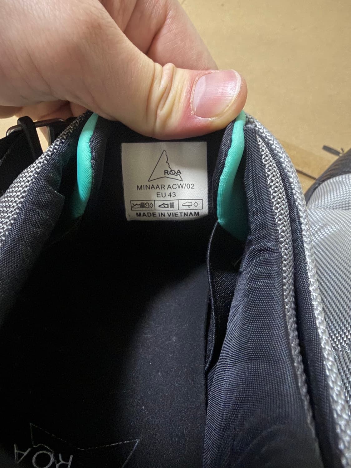 로아 어콜드월 eu43 사이즈 상품이미지5