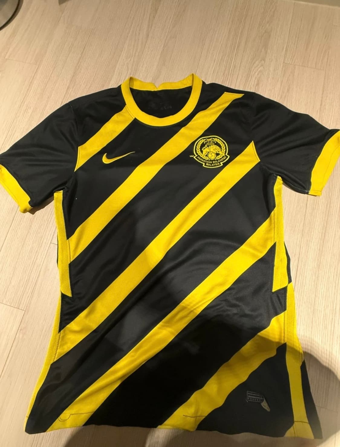 말레이시아 페르사투안 펑 유니폼 상품이미지1