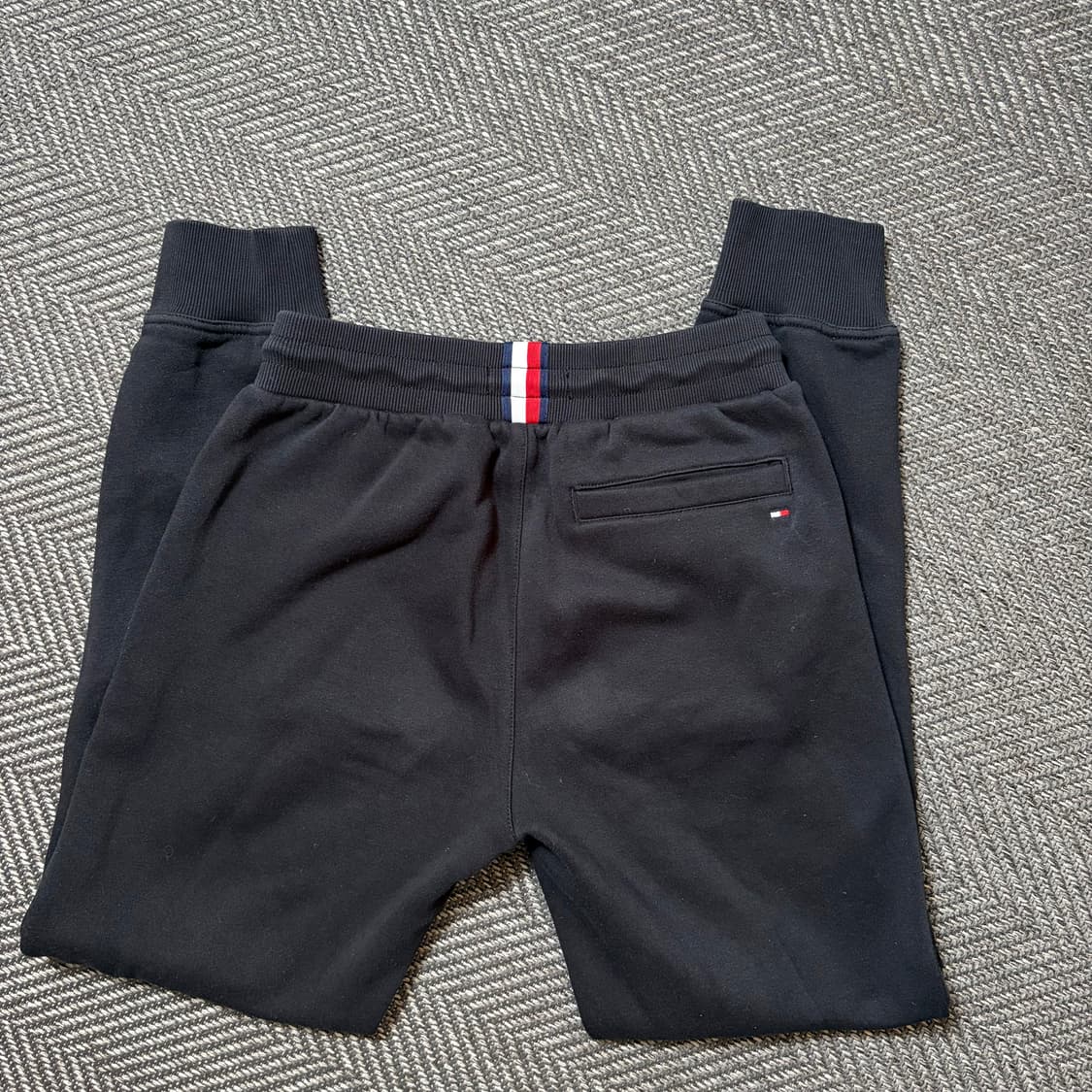 타미힐피거 로고 블랙 조거 스웨트 팬츠(S) 상품이미지5