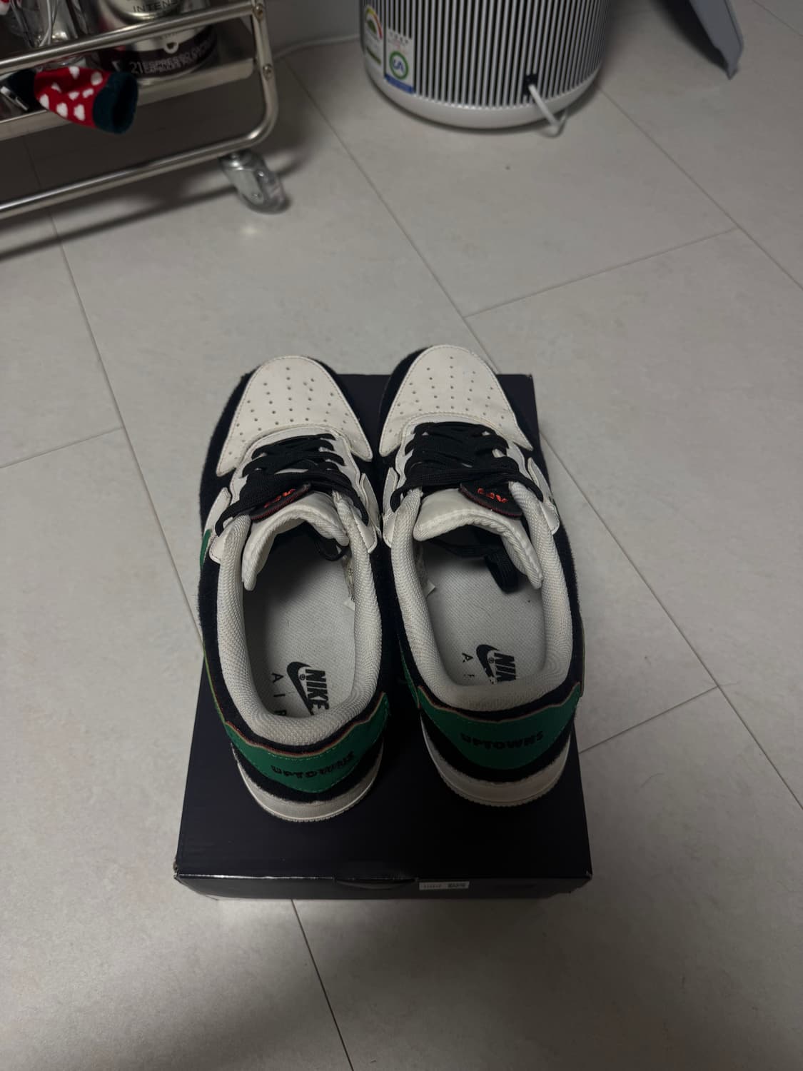 나이키 코스믹클레이 팔아요 상품이미지4