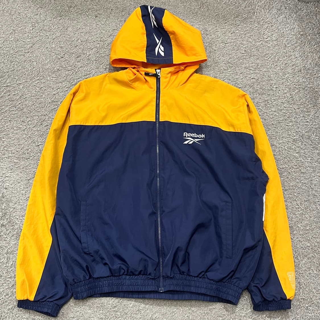 [105] 리복x크리틱 바람막이 상품이미지2