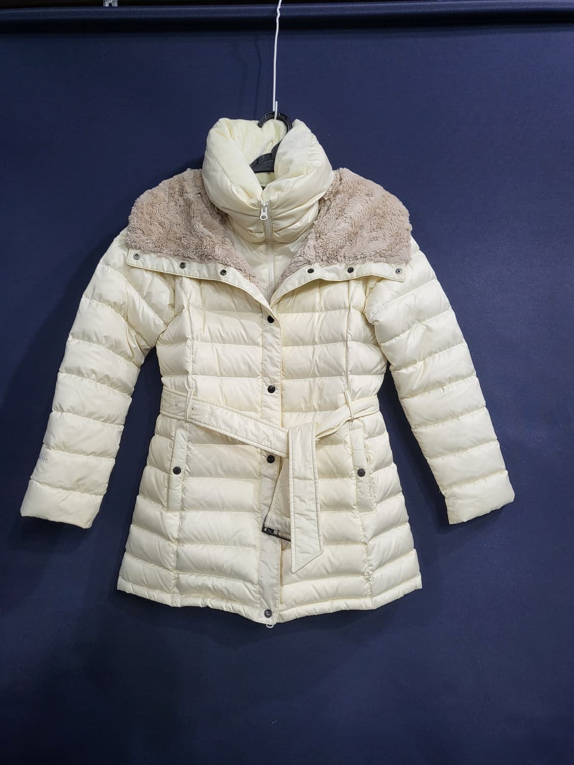 노스페이스 구스다운 700필파워 벨트패딩 상품이미지1