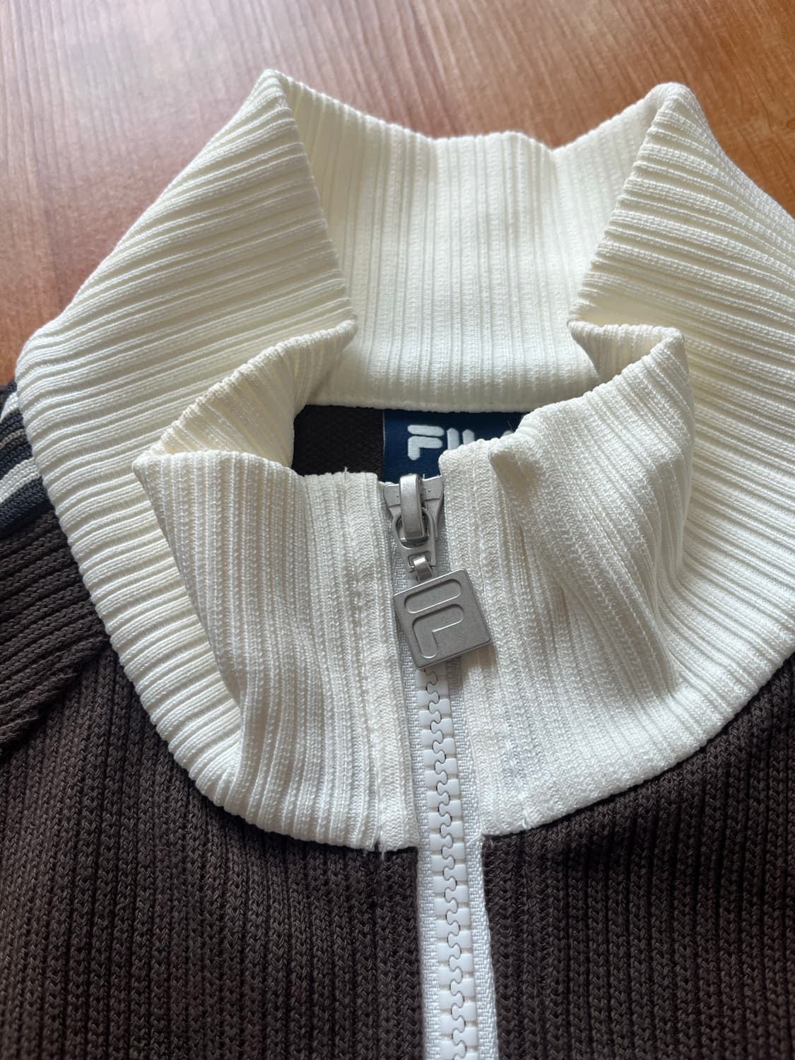 휠라 <한소희 착용> 1911 여성 니트트랙 집업 상품이미지5