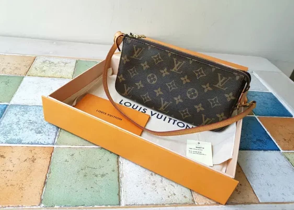 루이비통 모노그램 포쉐트 악세수아 NM 미니 도트백 상품이미지1