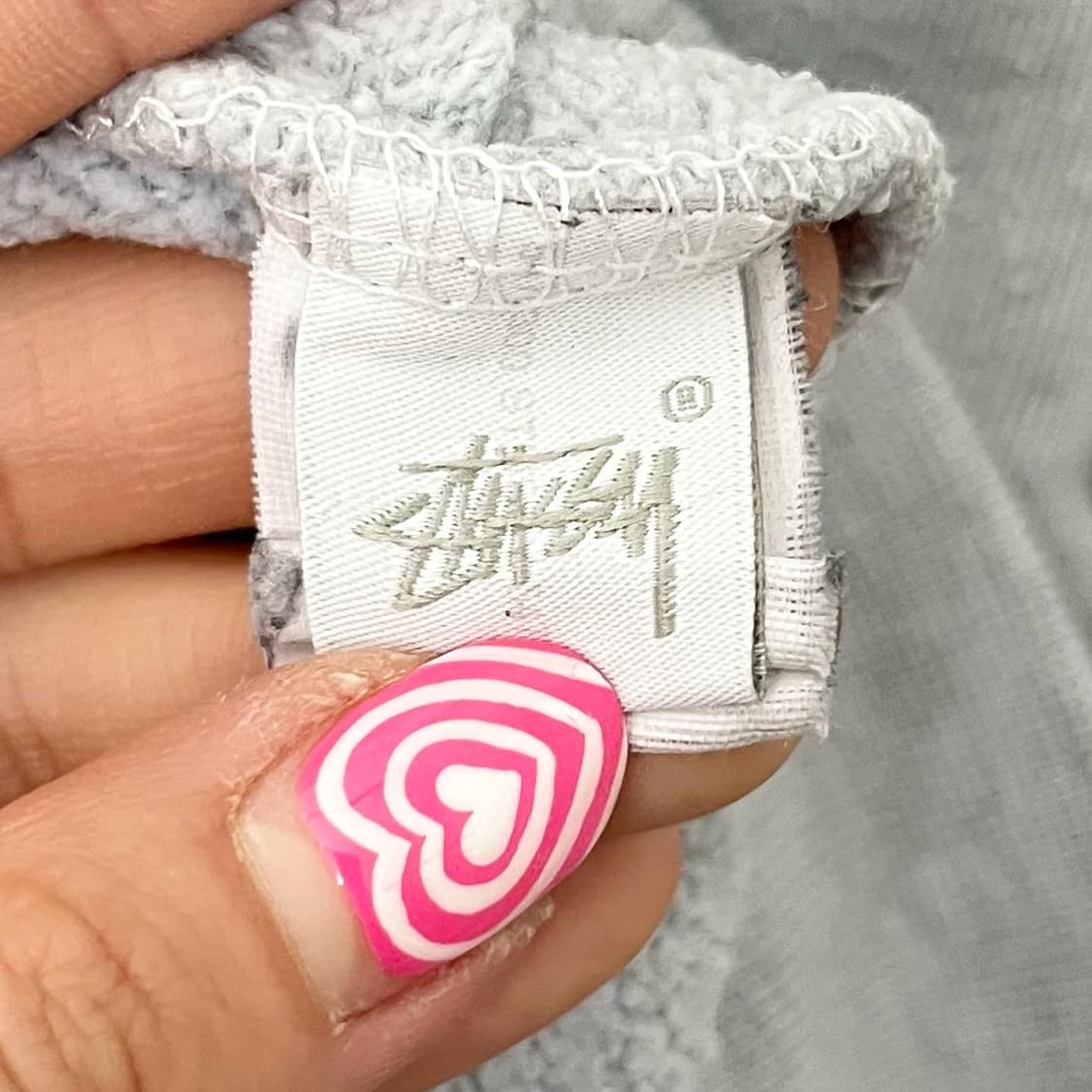 스투시 그레이 백빅로고 라운드 맨투맨 상품이미지6