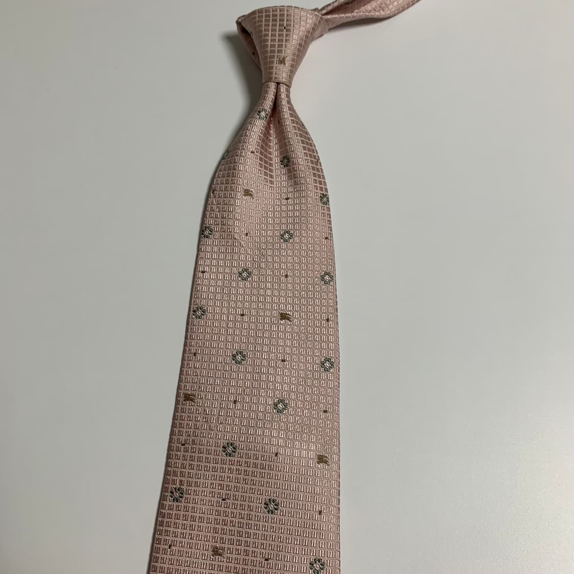 버버리(BURBERRY) 로고플레이 명품넥타이 100실크 A-A+등급 상품이미지8