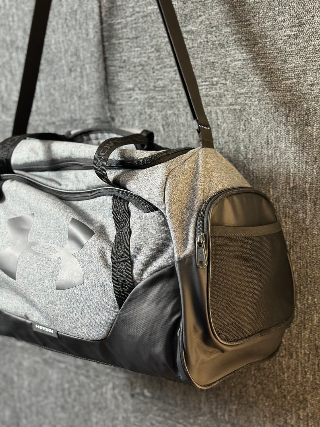 언더아머 더플백 회색 상품이미지2