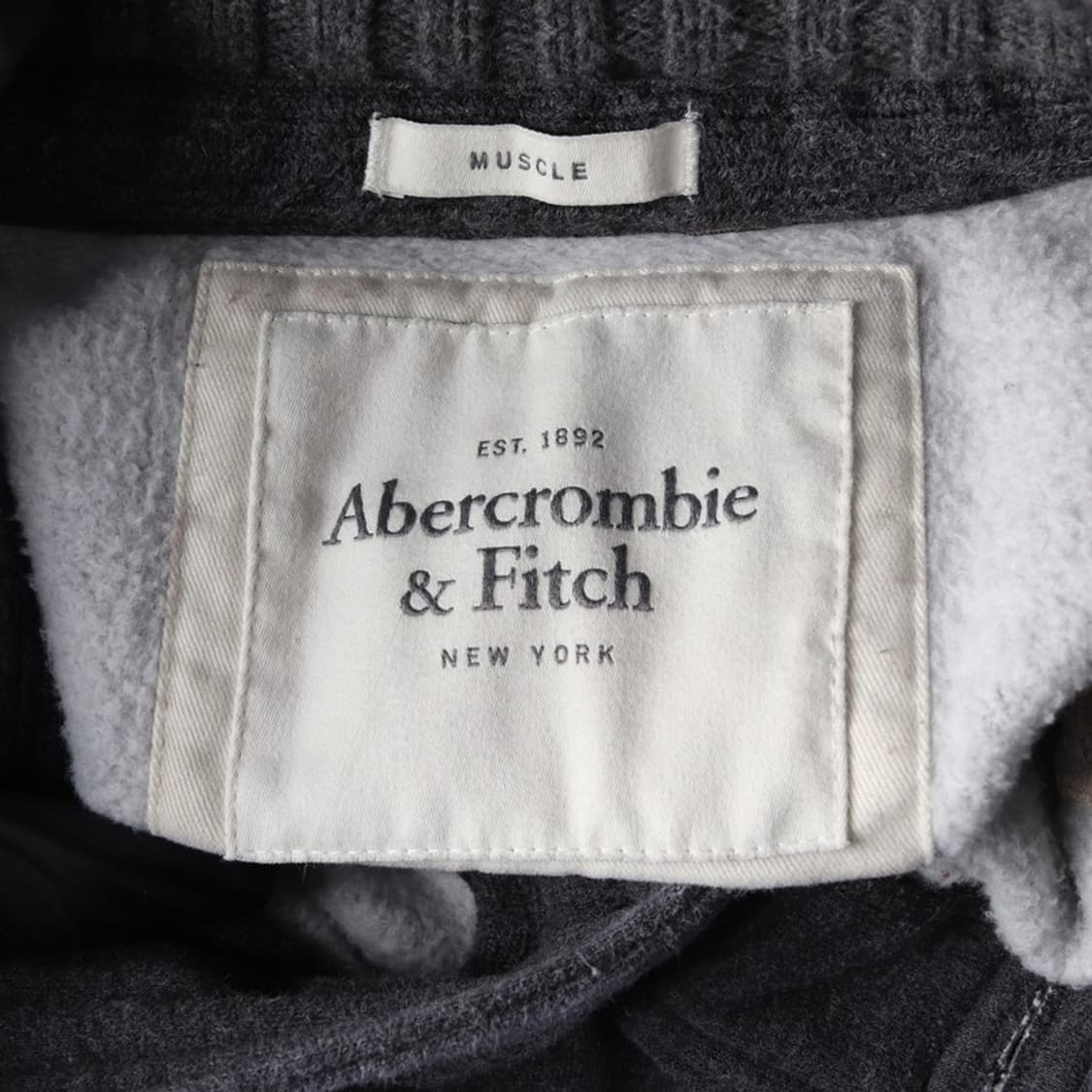 아베크롬비 머슬핏 헨리넥 버튼 기모 맨투맨 M 상품이미지6