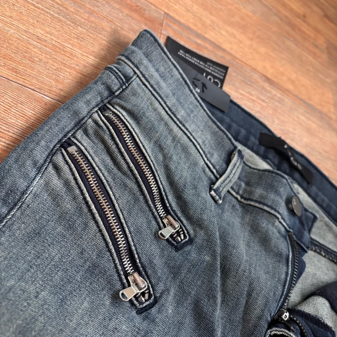 새제품 J 브랜드 지퍼 스키니진 25 슬림 데님 미국 수입 정품 상품이미지10