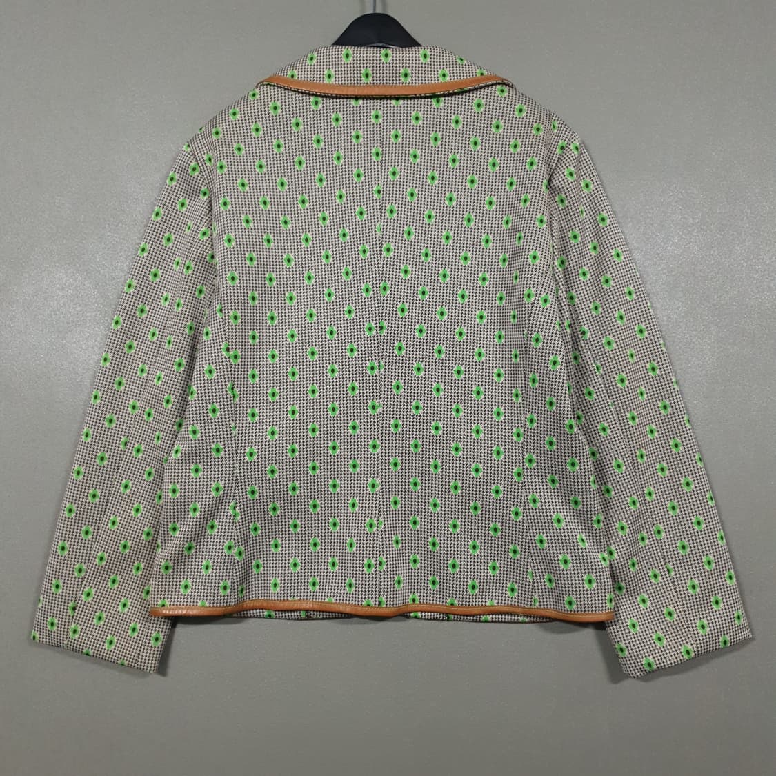 givy 기비 소가죽 카라 올오버 패턴 파이핑 버튼 자켓 여성 자켓 S 상품이미지7