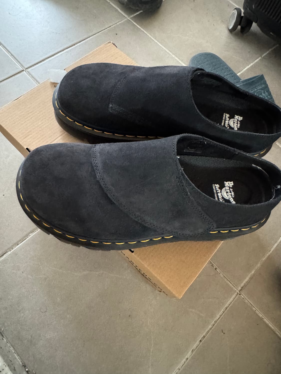 닥터마틴 제브잭 에니웨어 뮬 슬리퍼 블랙 상품이미지1