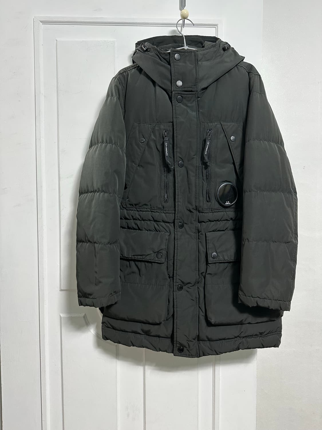 CP컴퍼니 고글 패딩 상품이미지1