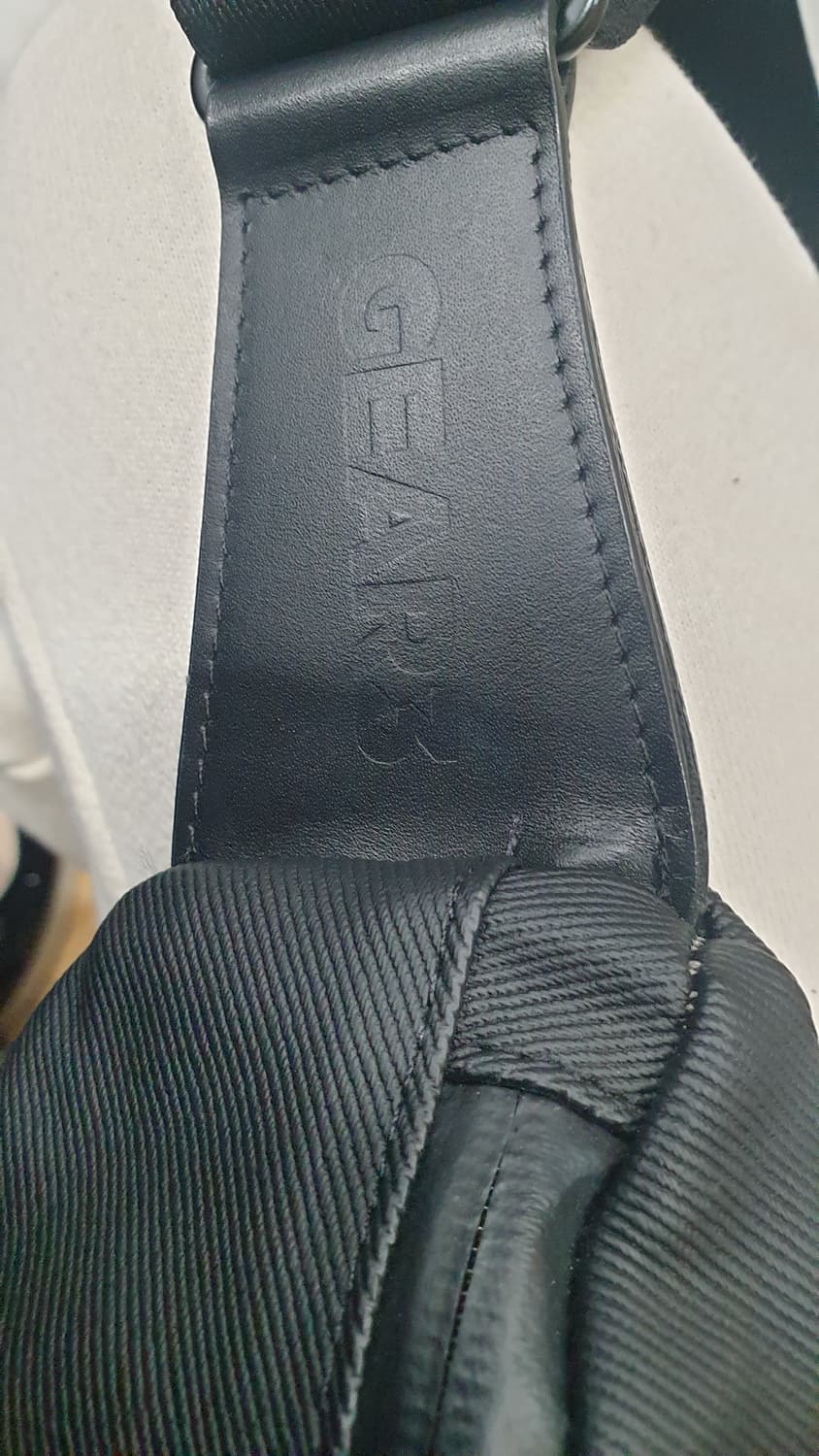 GEARS 3 블랙 슬링백 상품이미지2