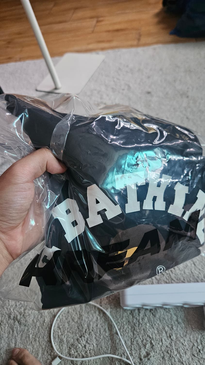 베이프 Bape 컬리지 반팔티셔츠 m사이즈 새상품 크림구매 상품이미지2